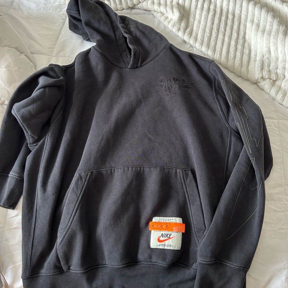 Black Nike Sweatshirt